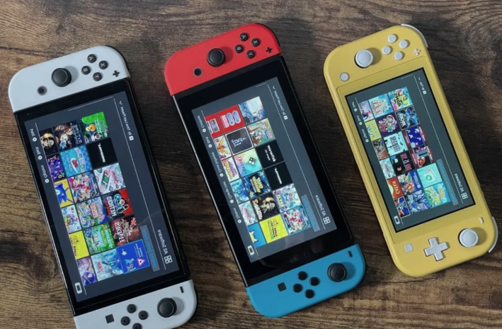 Switch机身侧面型号编码标识特写